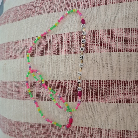 "Elizabeth" Beaded Vintage Name Necklace - EUC - Picture 1 of 6